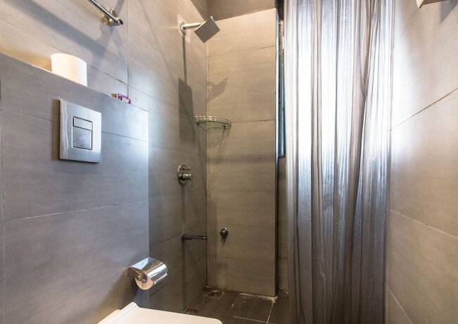 Imagen de la habitación del Hotel Backpacker Panda Colaba. Foto 10