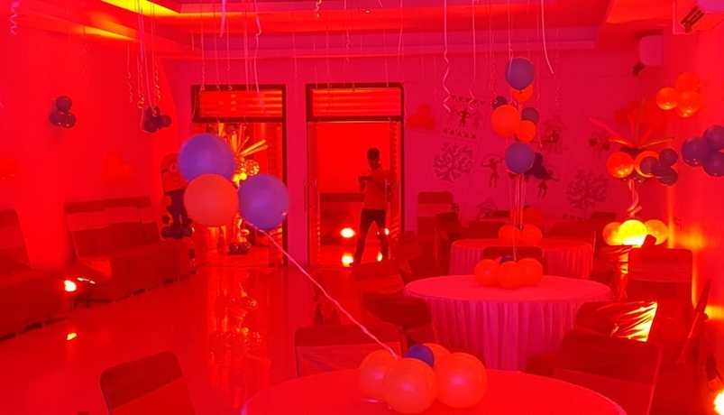 Imagen del bar/restaurante del Hotel Backpacker The Orion. Foto 4