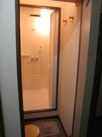 Imagen general del Hotel Backpackers Hostel Ino\'s Place. Foto 24