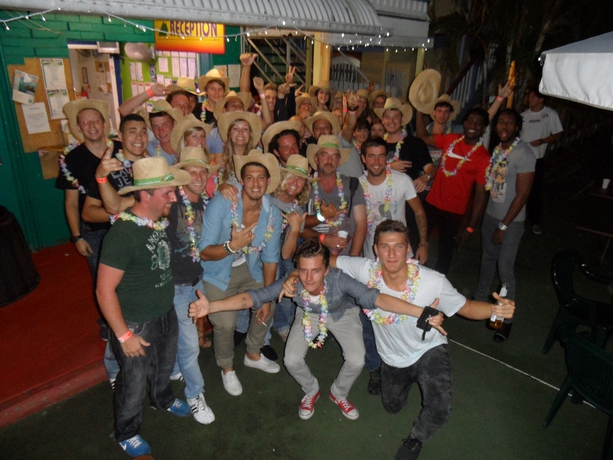 Imagen del bar/restaurante del Hotel Backpackers In Paradise Resort. Foto 5