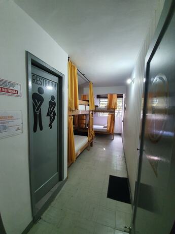 Imagen de la habitación del Hotel Backpackers Inn Medellin. Foto 19