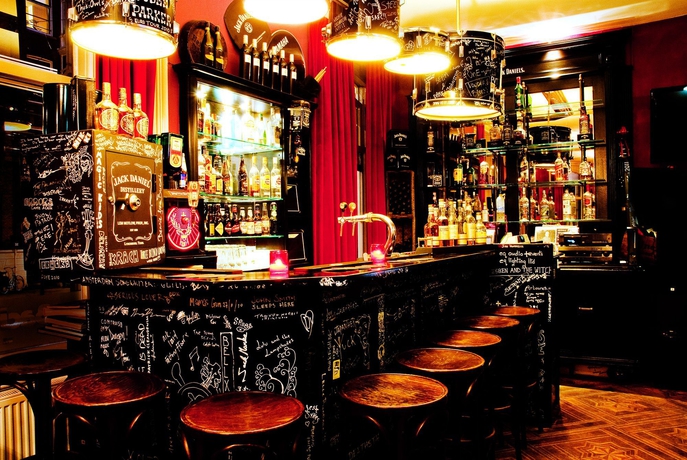 Imagen del bar/restaurante del Hotel Backstage Amsterdam. Foto 4