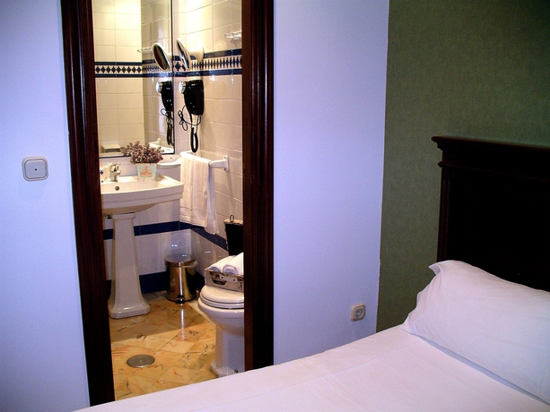 Imagen de la habitación del Hotel Baco. Foto 5