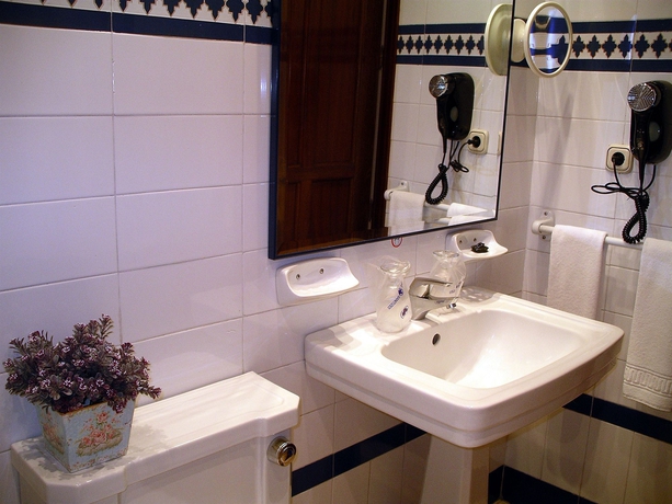 Imagen de la habitación del Hotel Baco. Foto 6