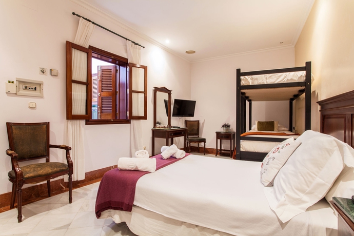 Imagen de la habitación del Hotel Baco. Foto 10