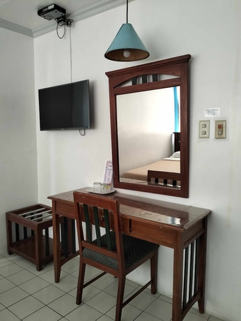 Imagen de la habitación del Hotel Bacolod King's. Foto 8