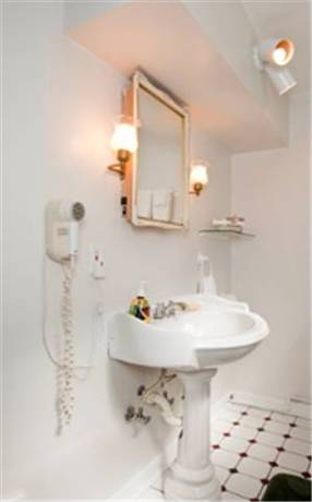 Imagen general del Hotel Bacon Mansion Bed And Breakfast. Foto 1