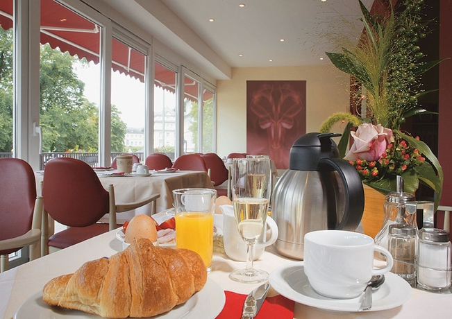 Imagen del bar/restaurante del Hotel Bad Emser Hof. Foto 9