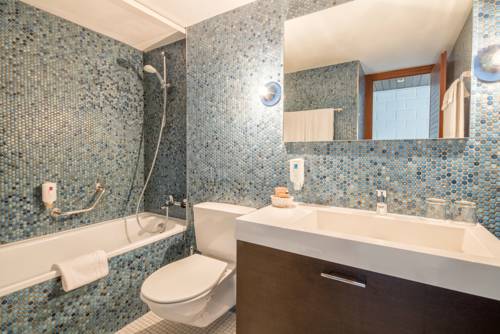 Imagen de la habitación del Hotel Bad Murtensee. Foto 4