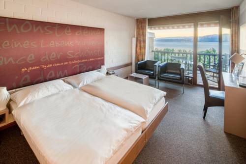 Imagen de la habitación del Hotel Bad Murtensee. Foto 5