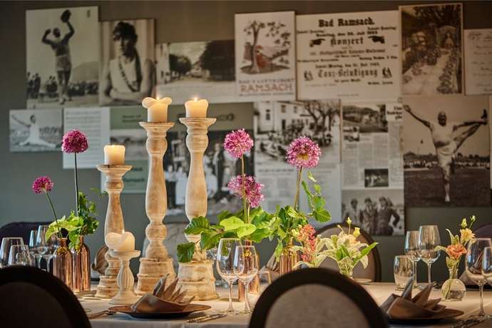 Imagen del bar/restaurante del Hotel Bad Ramsach Quellhotel. Foto 10