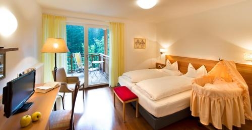 Imagen de la habitación del Hotel Bad Ratzes. Foto 7