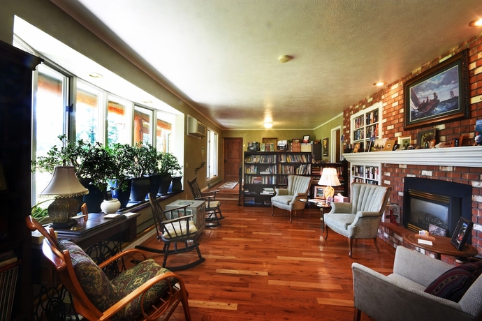 Imagen de los interiores del Hotel Bad Rock Bed and Breakfast Inn. Foto 16