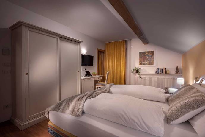 Imagen de la habitación del Hotel Bad Salomonsbrunn. Foto 6