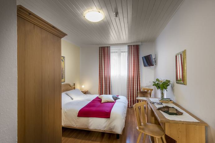 Imagen de la habitación del Hotel Bad Salomonsbrunn. Foto 7