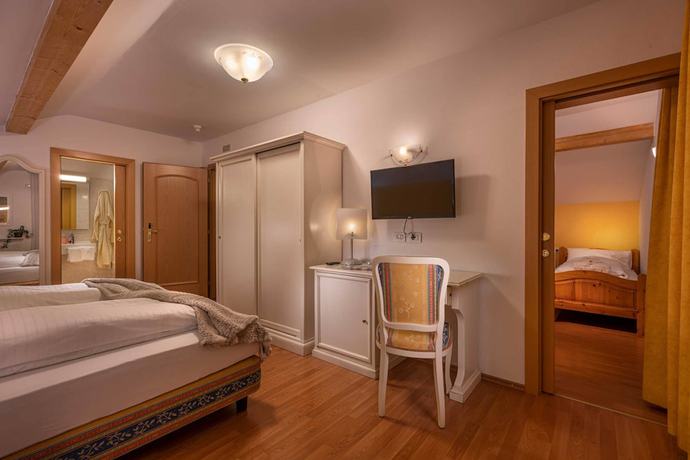 Imagen de la habitación del Hotel Bad Salomonsbrunn. Foto 14