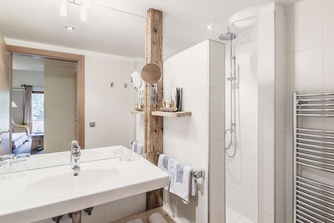 Imagen de la habitación del Hotel Bad Schoergau. Foto 7