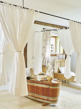 Imagen de la piscina del Hotel Bad Schoergau. Foto 18