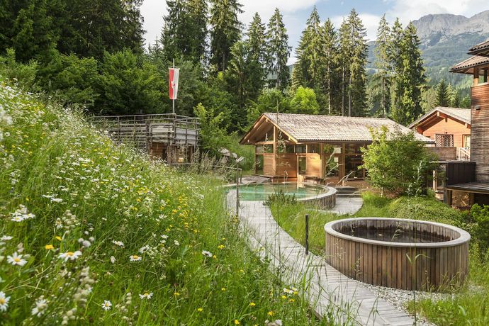 Imagen de la piscina del Hotel Bad Schoergau. Foto 20