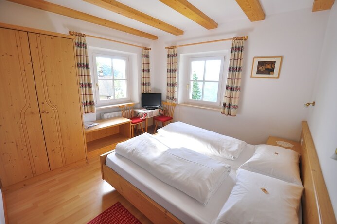 Imagen general del Hotel Bad St.Isidor. Foto 11