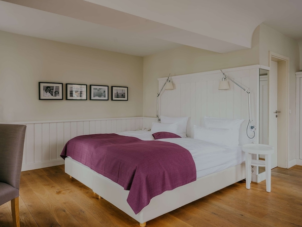 Imagen de la habitación del Hotel Bad &Uuml;berlingen. Foto 3