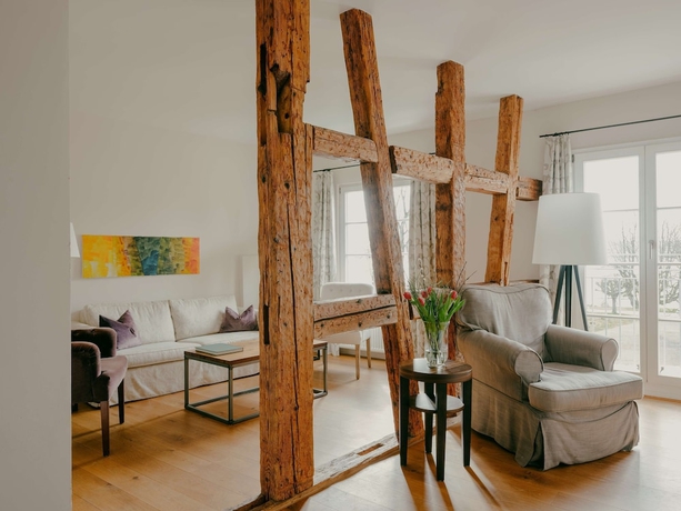 Imagen de la habitación del Hotel Bad &Uuml;berlingen. Foto 9