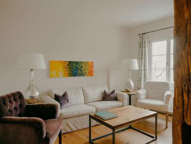 Imagen de la habitación del Hotel Bad &Uuml;berlingen. Foto 10