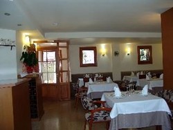 Imagen del bar/restaurante del Hotel Badain. Foto 6