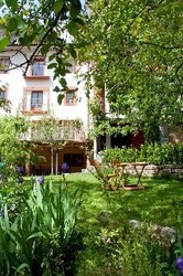 Imagen de la habitación del Hotel Badain. Foto 11