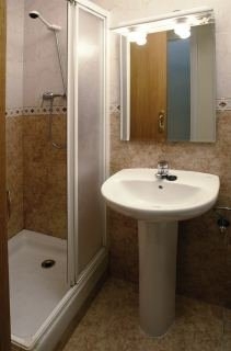 Imagen de la habitación del Hotel Badal. Foto 2