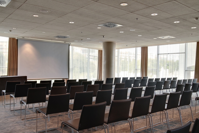 Imagen de los interiores del Hotel Badalona Tower. Foto 11