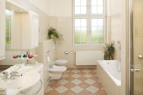 Imagen de la habitación del Hotel Badehof. Foto 9