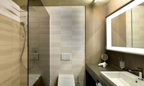 Imagen de la habitación del Hotel Badehotel Belvair. Foto 7