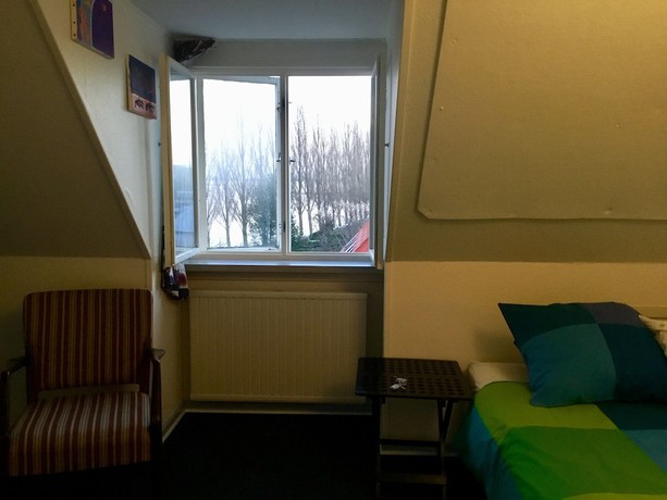 Imagen de la habitación del Hotel Badehotel Harmonien. Foto 11