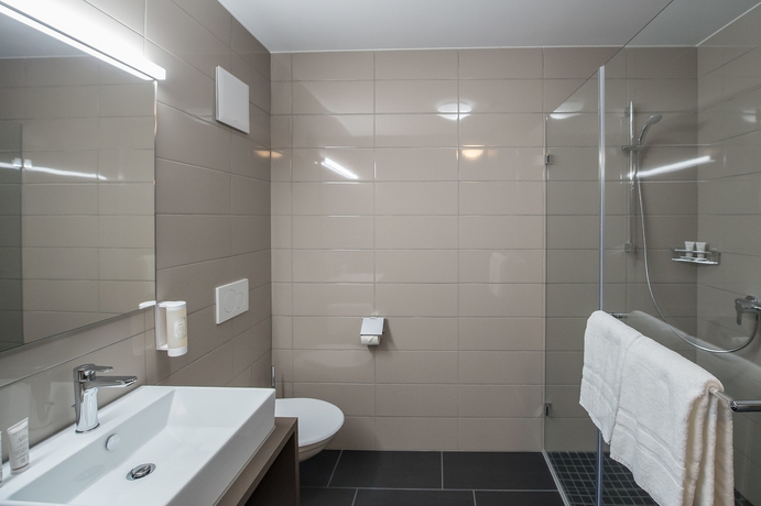 Imagen de la habitación del Hotel Baden, BADEN. Foto 13