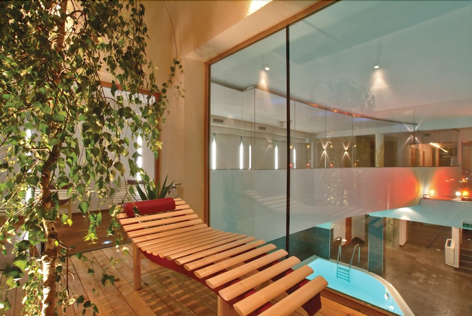 Imagen de la piscina del Hotel Badhaus. Foto 16