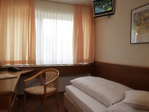 Imagen de la habitación del Hotel Badhotel Restaurant Stauferland. Foto 5