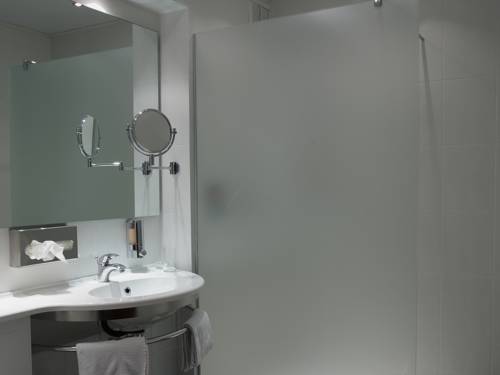 Imagen de la habitación del Hotel Badhotel Restaurant Stauferland. Foto 8