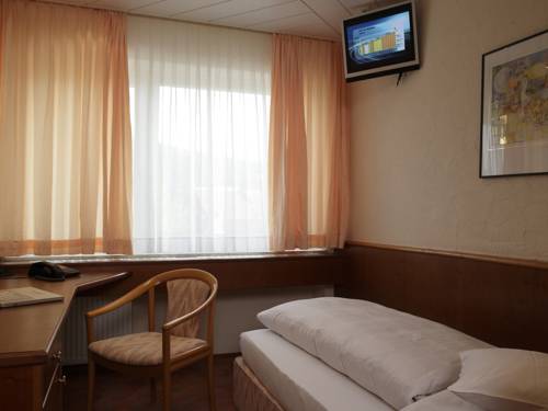 Imagen de la habitación del Hotel Badhotel Restaurant Stauferland. Foto 9