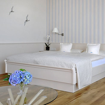 Imagen de la habitación del Hotel Badhotel Sternhagen. Foto 5