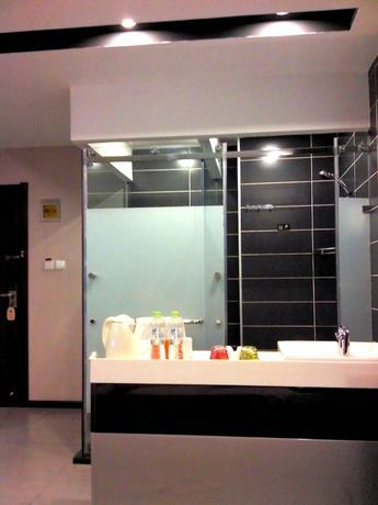 Imagen de los interiores del Hotel Badi Hotel Kunming North Huancheng Road. Foto 11
