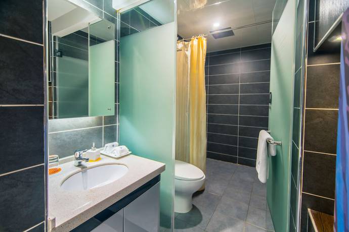 Imagen de los interiores del Hotel Badi Int'l Exhibition Center. Foto 15