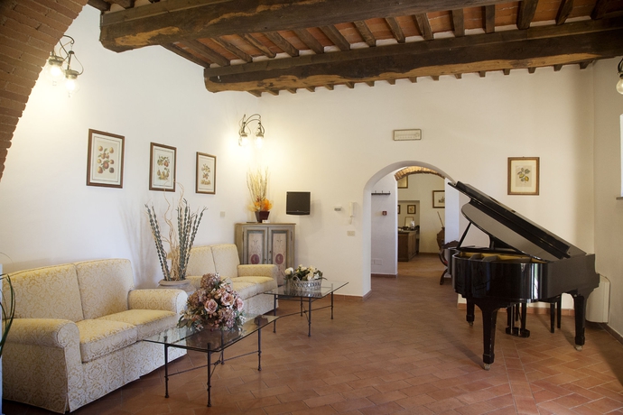 Imagen de los interiores del Hotel Badia di Pomaio, Tuscan Resort- Small Luxury Hotels of the World. Foto 10
