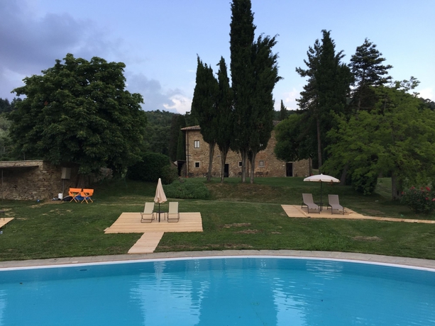 Imagen de la piscina del Hotel Badia di Pomaio, Tuscan Resort- Small Luxury Hotels of the World. Foto 16