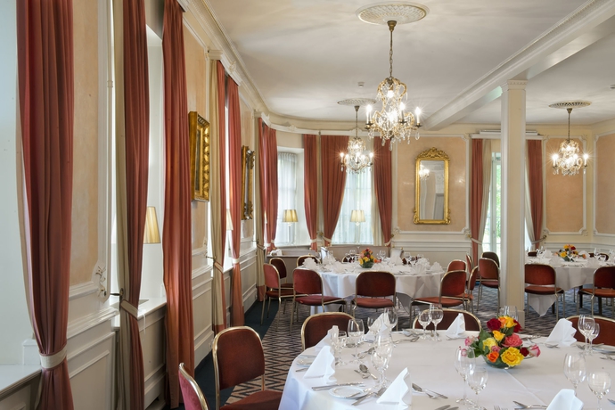 Imagen de los interiores del Hotel Badischer Hof Baden-Baden - Leonardo Limited Edition. Foto 13