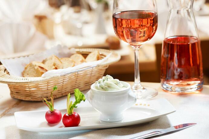 Imagen general del Hotel Badischer Hof. Foto 66