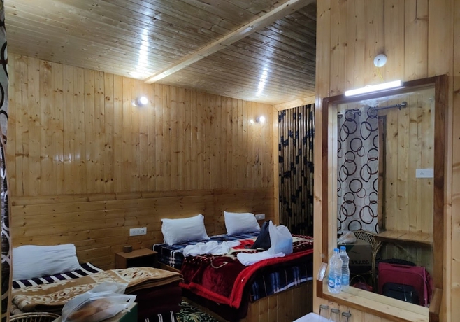 Imagen de la habitación del Hotel Badri Villa Resort Badrinath. Foto 9