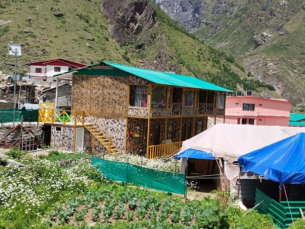 Imagen general del Hotel Badri Villa Resort Badrinath. Foto 3