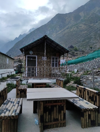 Imagen general del Hotel Badri Villa Resort Badrinath. Foto 5