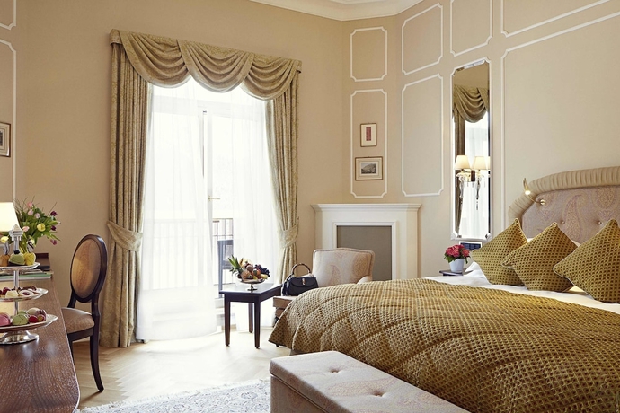 Imagen de la habitación del Hotel Badrutt's Palace. Foto 12